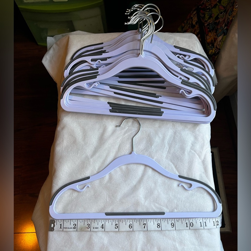 Children size Non-Slip Hangers (19ct)